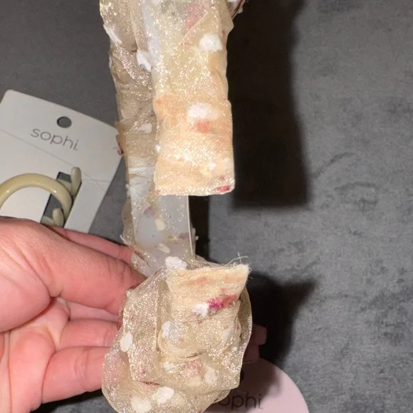 Sophi - NWT Yellow & Beige Floral Hair Accessories Set - Picture 11 of 14